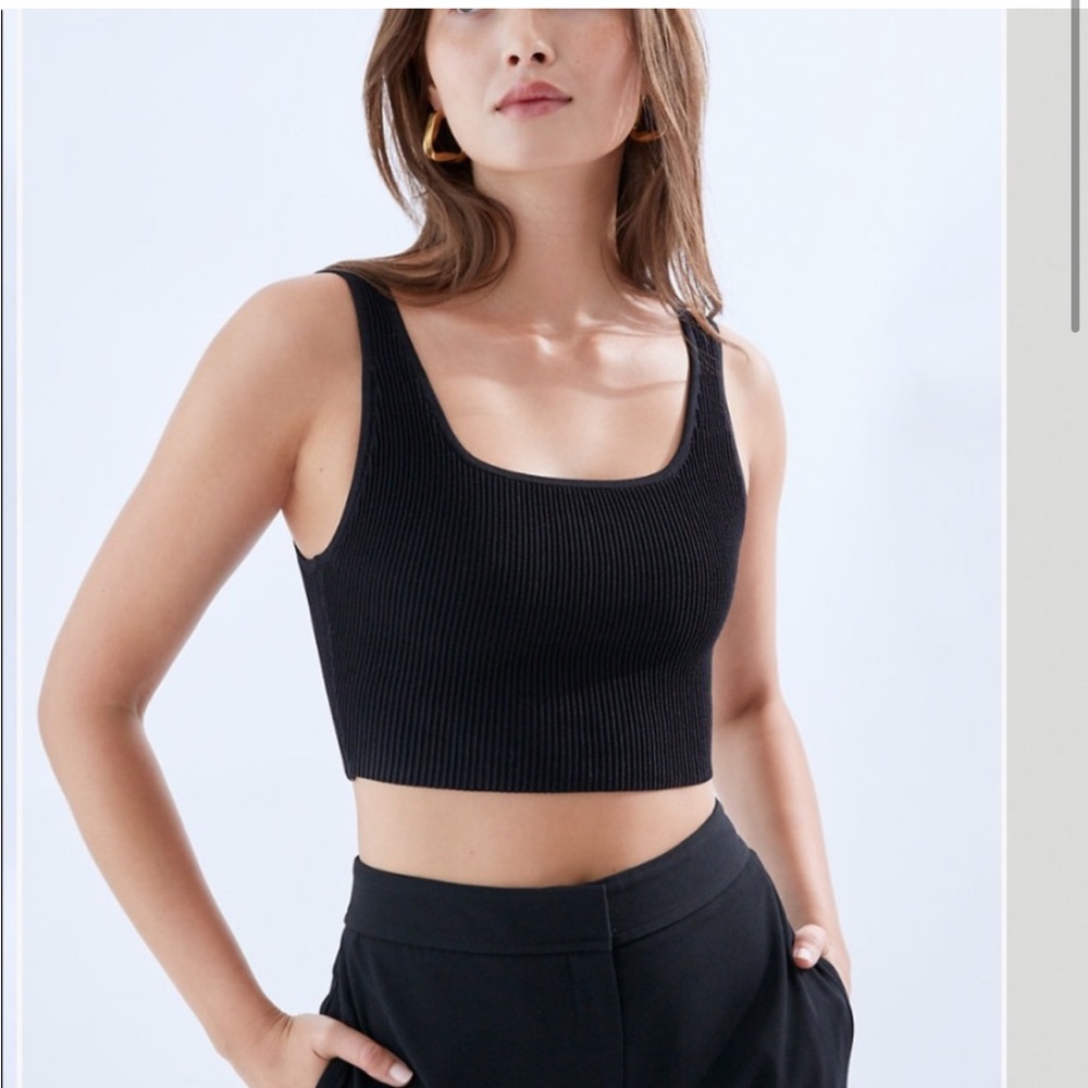 Babaton Sculpt Knit Squareneck Cropped Tank
